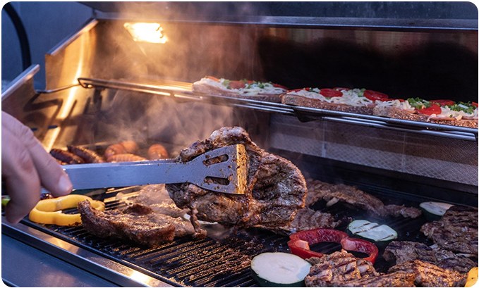 Smoke roast and skewer grilling